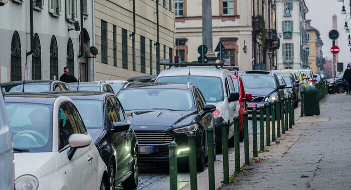 Il mercato dell’auto in Italia a gennaio cresce del 10,6%