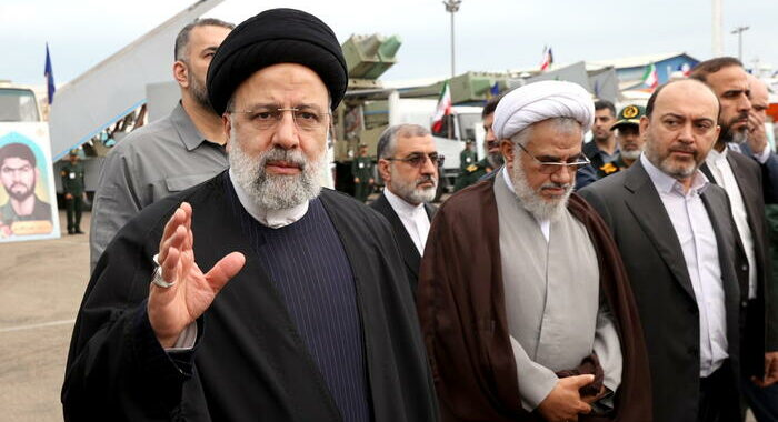Iran, ‘ferma condanna degli attacchi Usa in Siria e Iraq’