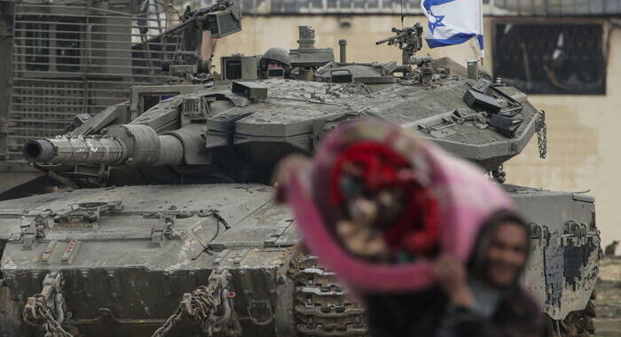 Israele, ‘l’esercito continua a premere su Khan Yunis’