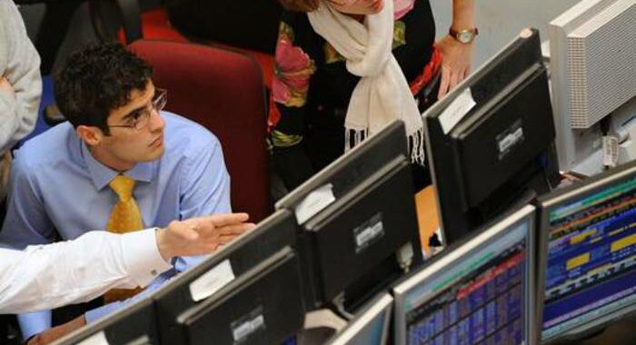 Lo spread tra Btp e Bund resta stabile a 154 punti