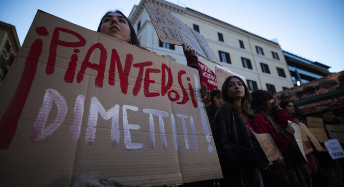 ‘Piantedosi dimettiti’ al via mobilitazione studenti a Roma