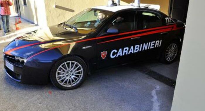 Uomo trovato morto vicino ad Aosta, non escluso omicidio