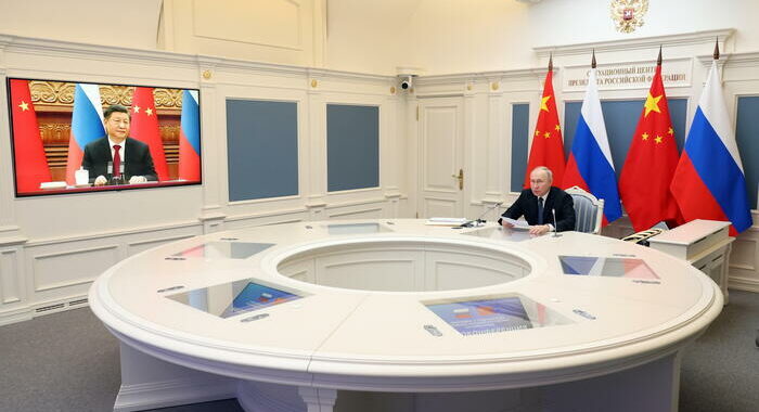 Xi a Putin, ‘dobbiamo resistere a interferenze straniere’