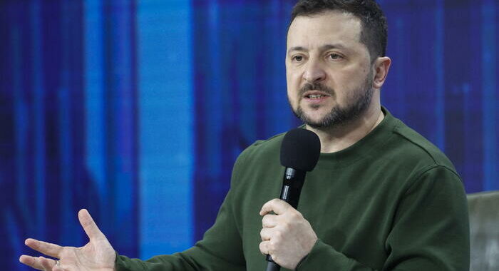 Zelensky alla Cnn, senza aiuti Usa la Russia può vincere