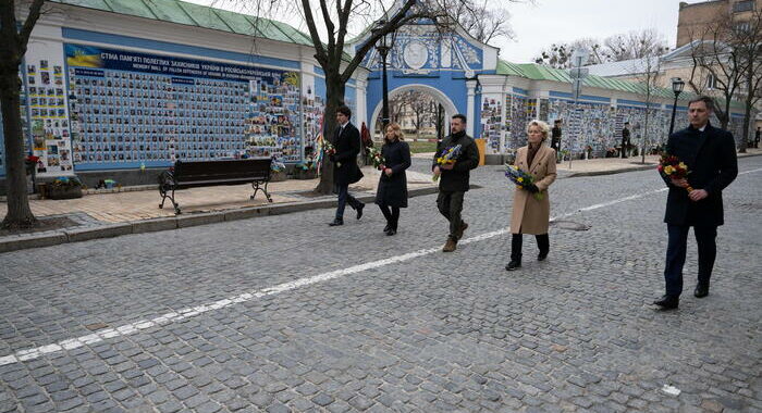 Zelensky, ‘firmato patto di sicurezza anche con il Canada’