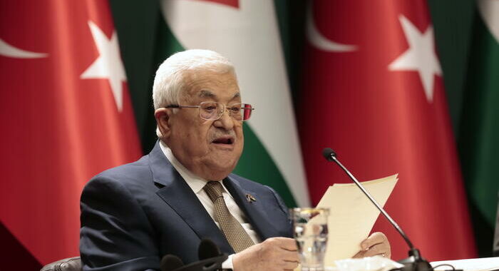 Abu Mazen approva il nuovo governo dell’Anp