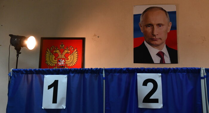 Affluenza alle urne di persona in Russia al 73,3%