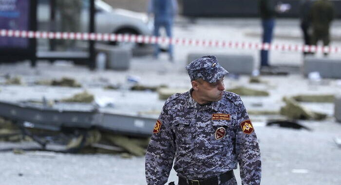 Drone colpisce un deposito di carburanti a Orel, in Russia