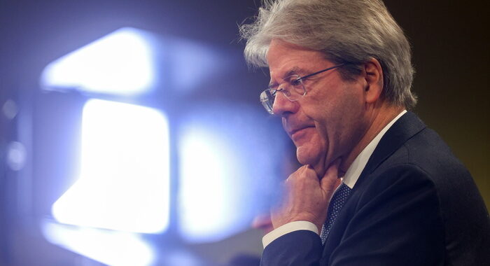 Gentiloni, entro fine mese 4,5 miliardi dell’Ue all’Ucraina