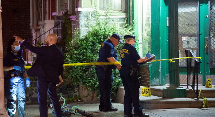Gli ostaggi del killer di Filadelfia sono stati evacuati