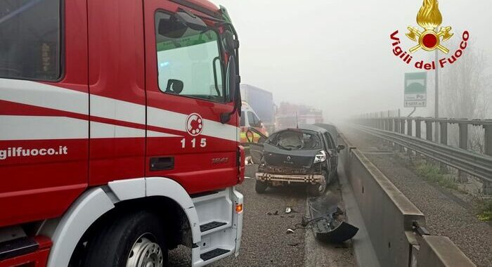 Incidente in A1 a Piacenza, due morti e sei feriti