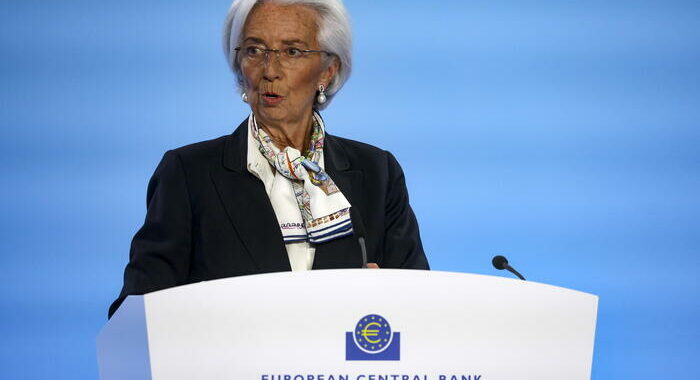 Lagarde, ‘banche robuste, rischi dagli immobili commerciali’