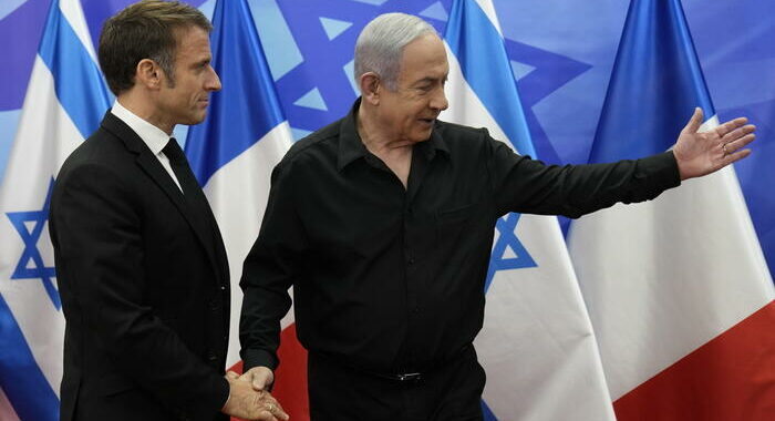 Macron a Netanyahu, ‘esodo forzato sarebbe crimine guerra’