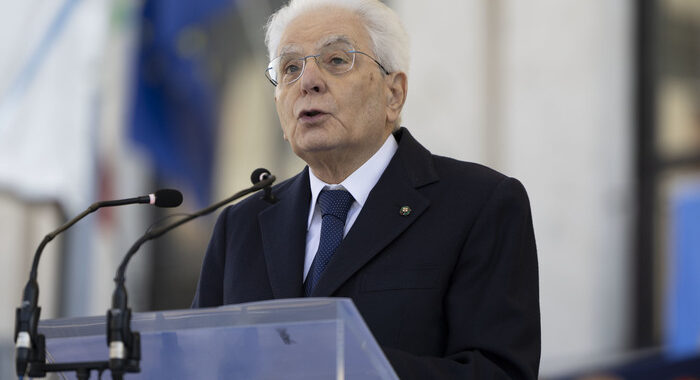 Mattarella,la sfida del Covid vinta con lo sforzo di tutti