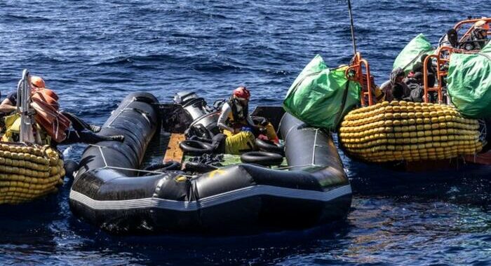 Morto giovane migrante soccorso dalla Ocean Viking