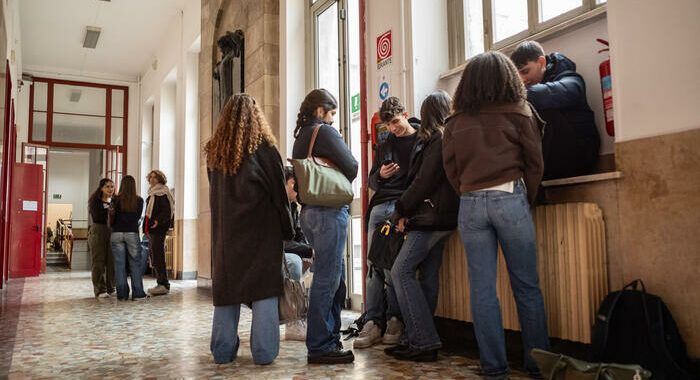 Semplificazioni, ‘per scuola non più di due anni in uno’