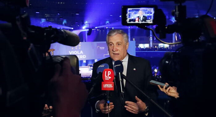 Tajani a Bucarest solleva il caso di due italiani detenuti