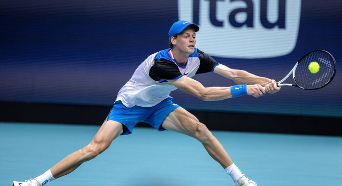 Tennis: Medvedev ko, Sinner vola in finale a Miami