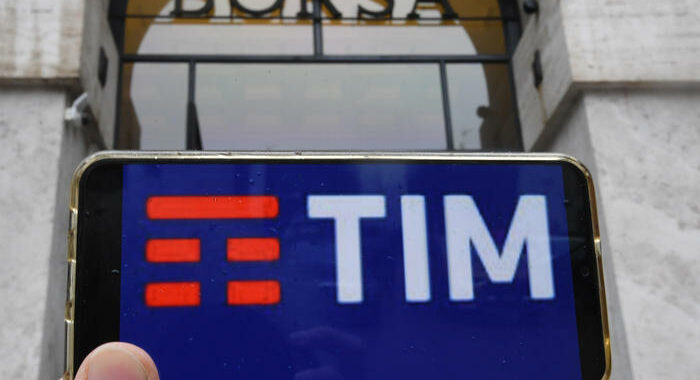 Tim +3,8% in Borsa a 0,22 euro