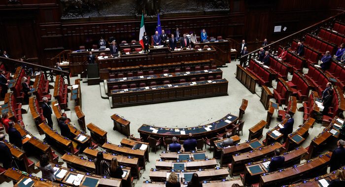 Alla Camera ok alla fiducia sul dl Pnrr, 185 sì