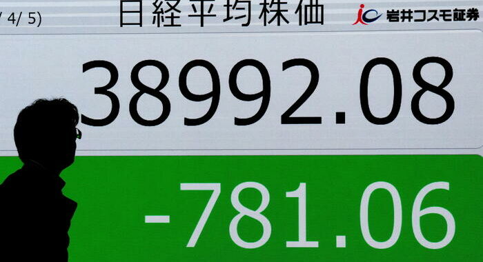 Borsa: Tokyo, apertura in calo (-1,24%)