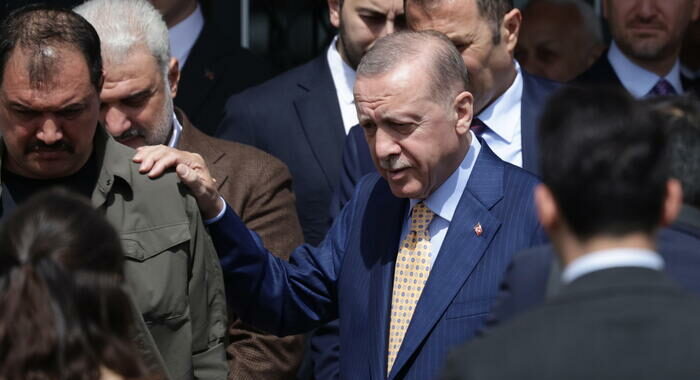 Erdogan invia le condoglianze a Haniyeh per i 3 figli uccisi