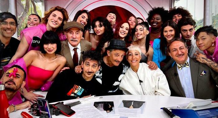 Fiorello, ‘Amadeus al gran finale di Viva Rai2! il 10 maggio’