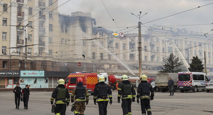 Kiev, da bombardiere che abbiamo colpito il raid a Dnipro