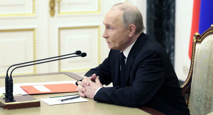 Putin, raid ai siti energetici Ucraina per smilitarizzarla