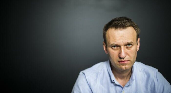 Russia arresta un giornalista per video legati a Navalny