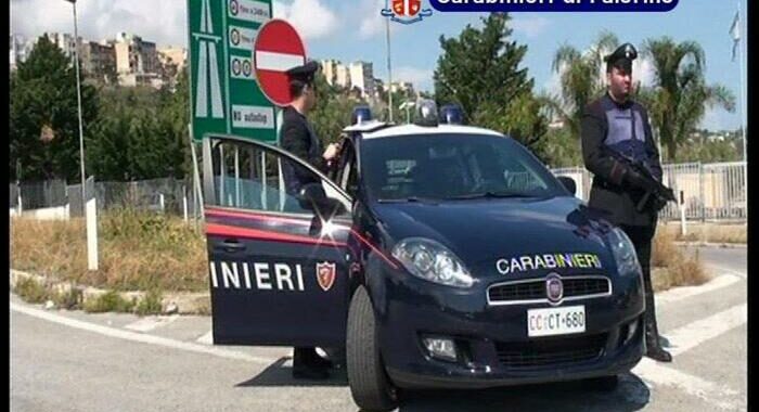 Tangenti per appalti in Comuni Sicilia, 12 misure cautelari