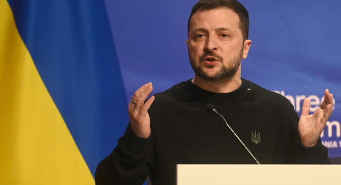 Ucraina, Zelensky: alleati ci difendano come fatto con Israele