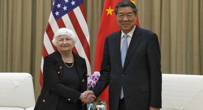 Yellen, conseguenze se le aziende cinesi aiutano la Russia