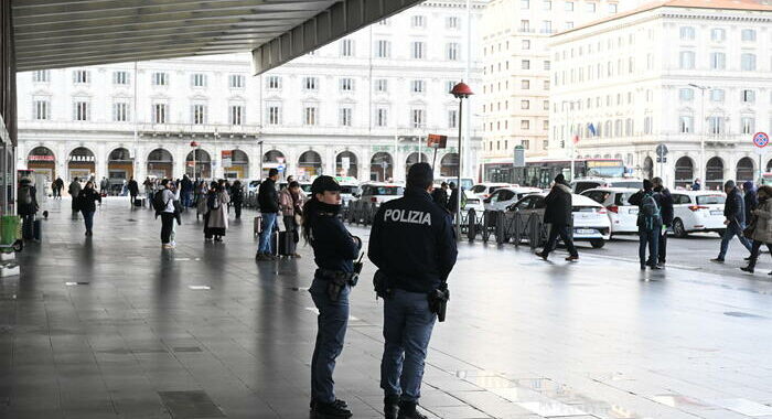 Accoltellato a morte a Roma vicino stazione Termini