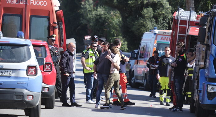 Casteldaccia, fuori pericolo l’operaio sopravvissuto