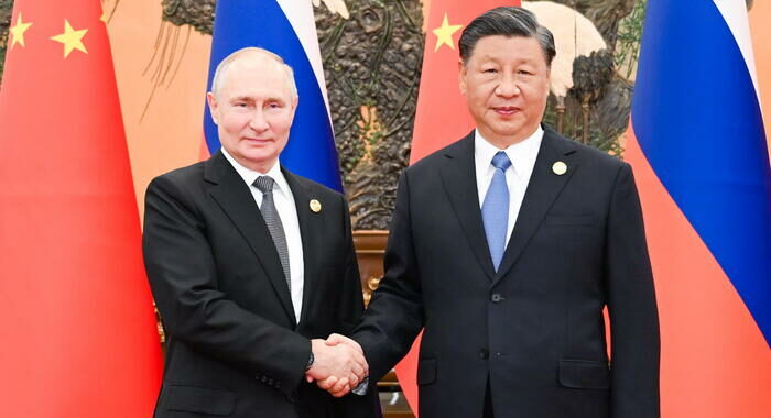 Cina, Putin in visita il 16-17 maggio