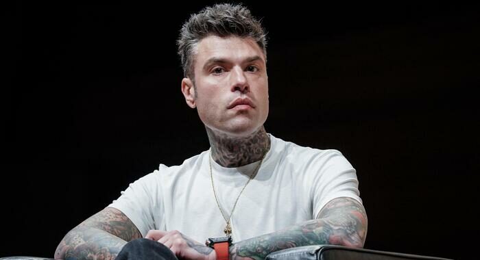 Fedez e Iovino si accordano, il personal trainer non querela