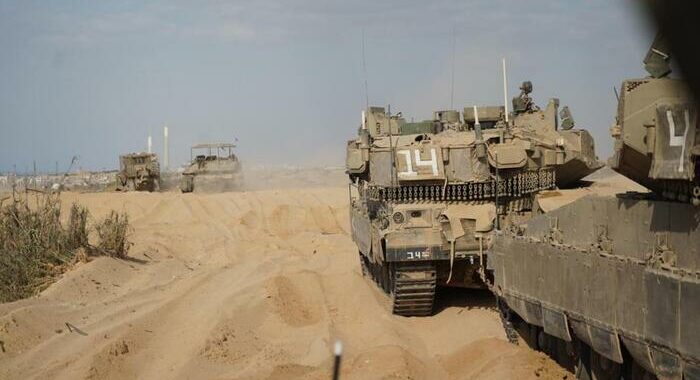 Fonti palestinesi, ‘blindati verso Rafah da Kerem Shalom’