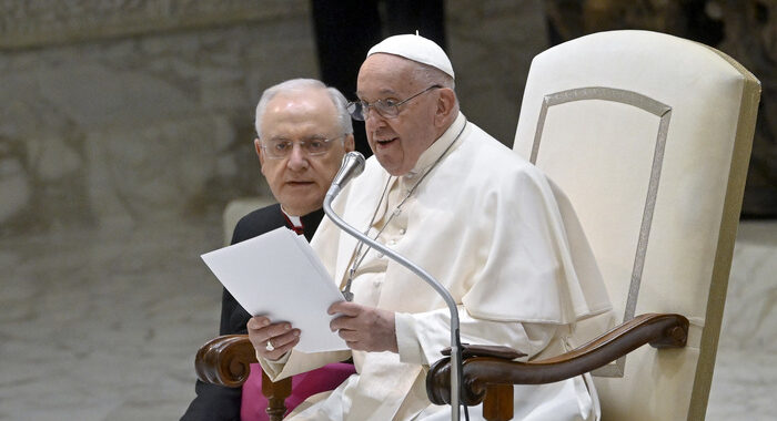 Giubileo: il Papa chiede ai governi amnistie o condoni pena