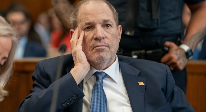 Il procuratore di NY contro Weinstein, ‘sarà condannato ancora’
