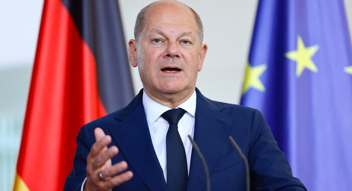 Scholz, ‘aprire alle destre estreme è un errore per l’Ue’