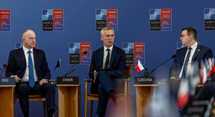 Stoltenberg, più ci prepariamo per la guerra prima finirà