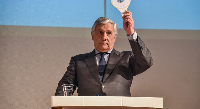 Superbonus: Tajani, voglio vederci chiaro nel testo del Mef