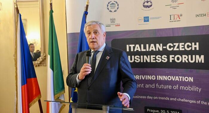 Tajani, sono favorevole alla Lega ma no agli estremisti