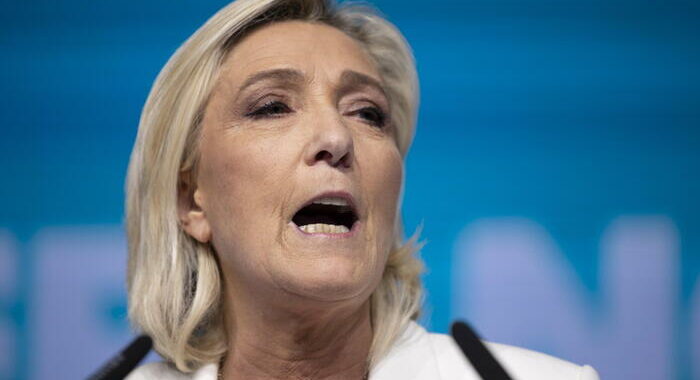 Imprese Francia, le proposte di Le Pen e gauche sono pericolose