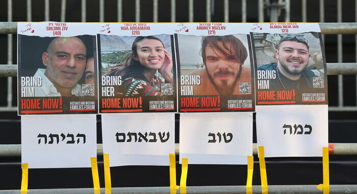 Israele smentisce: nessun ostaggio ucciso nel blitz di Nuseirat