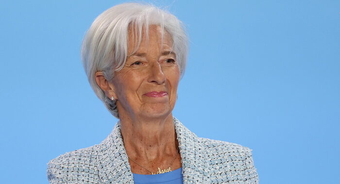 Lagarde, ‘qualche dosso sulla strada ma inflazione in calo’