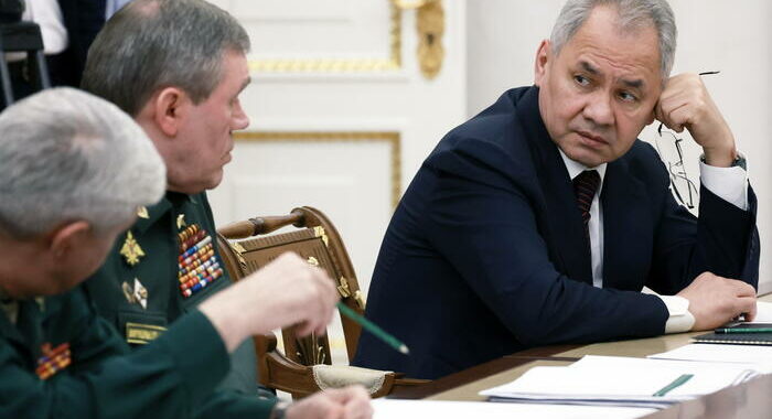 Mandati d’arresto della Cpi per Shoigu e Gerasimov