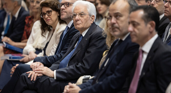 Mattarella, la ricerca scientifica non ha confini da rispettare