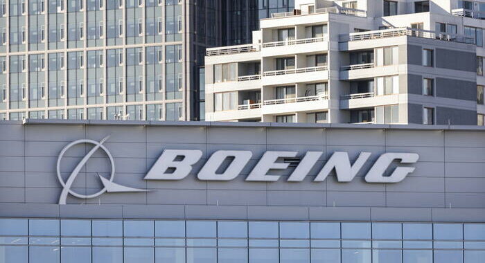 Procuratori Usa raccomandano azione penale contro Boeing